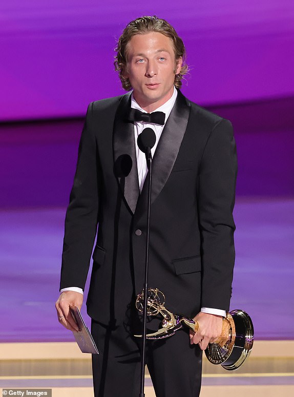 LOS ANGELES, CALIFORNIA - SEPTEMBER 15: Jeremy Allen White accepts the Outstanding Lead Actor in a Comedy Series award for "The Bear" onstage during the 76th Primetime Emmy Awards at Peacock Theater on September 15, 2024 in Los Angeles, California.  (Photo by Kevin Winter/Getty Images)